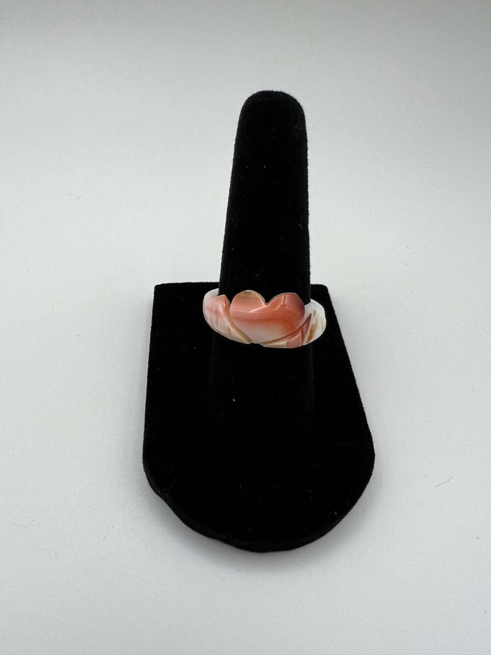 Vintage Carved Shell Band Ring Size 5.5